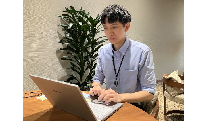 外国籍の先輩社員インタビュー